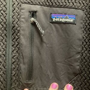 Men’s medium R1 air zip hoodie